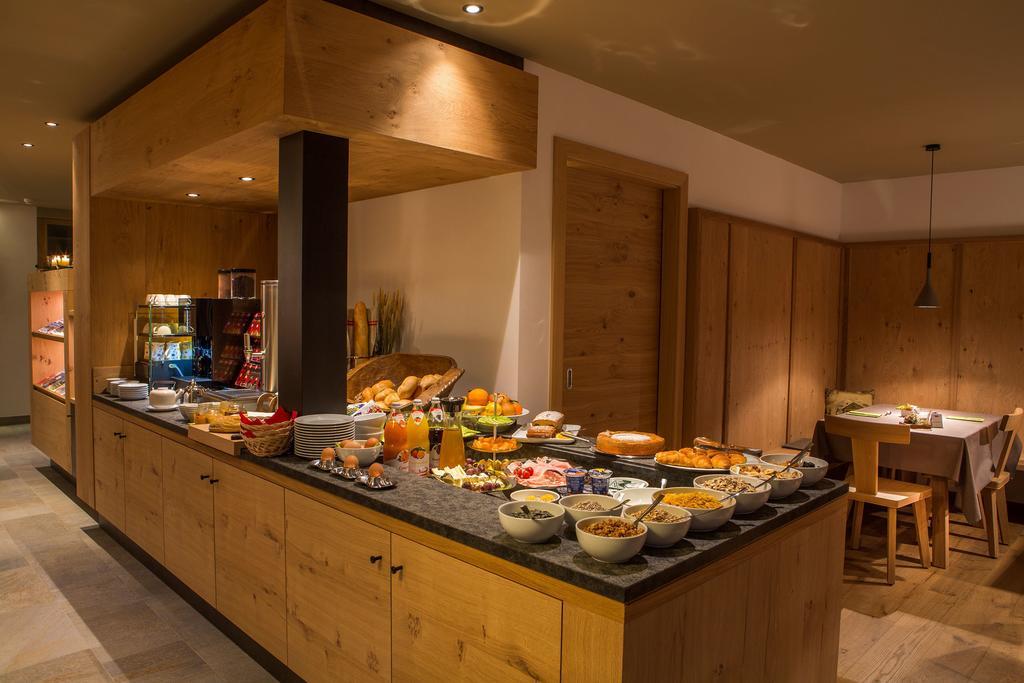 Moelgg Dolomites Residence 산 비질리오 디 마레베 객실 사진